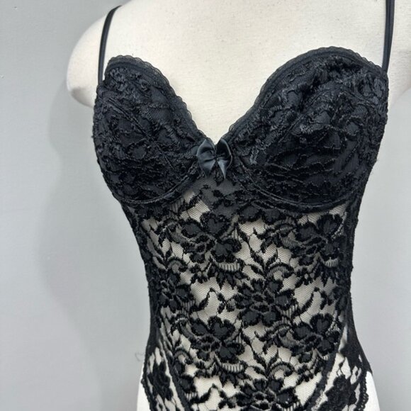 36C VS Black Lace Lingerie Bodysuit - Picture 4 of 13